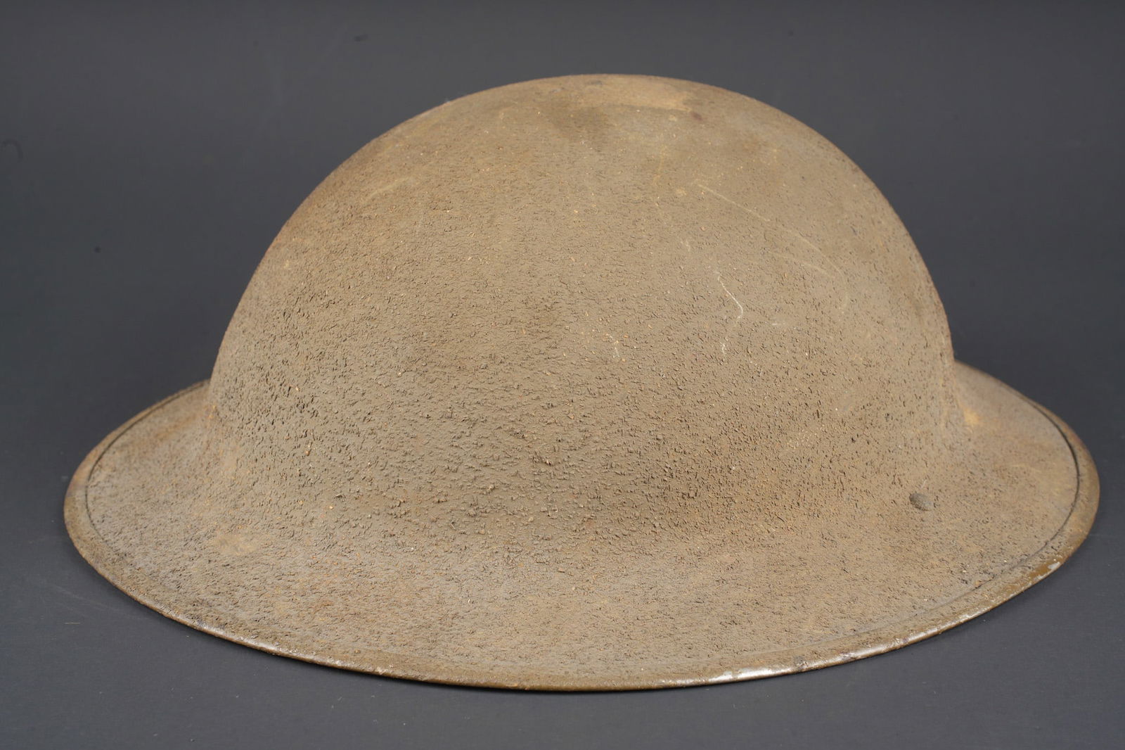 Casque americain US 1917. US 1917 helmet. (1 of 9)