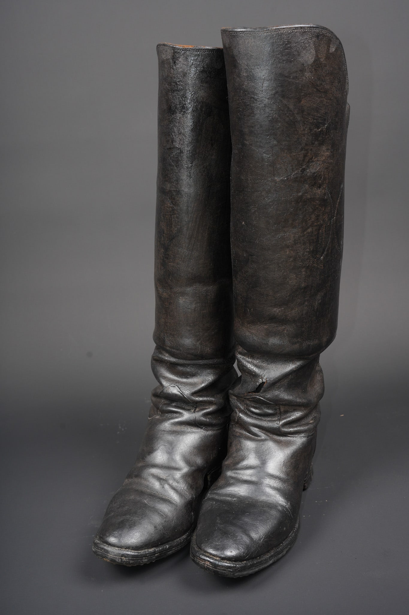 Paire de bottes d officier de cavalerie allemand. Pair of German cavalry officer boots (1 of 7)
