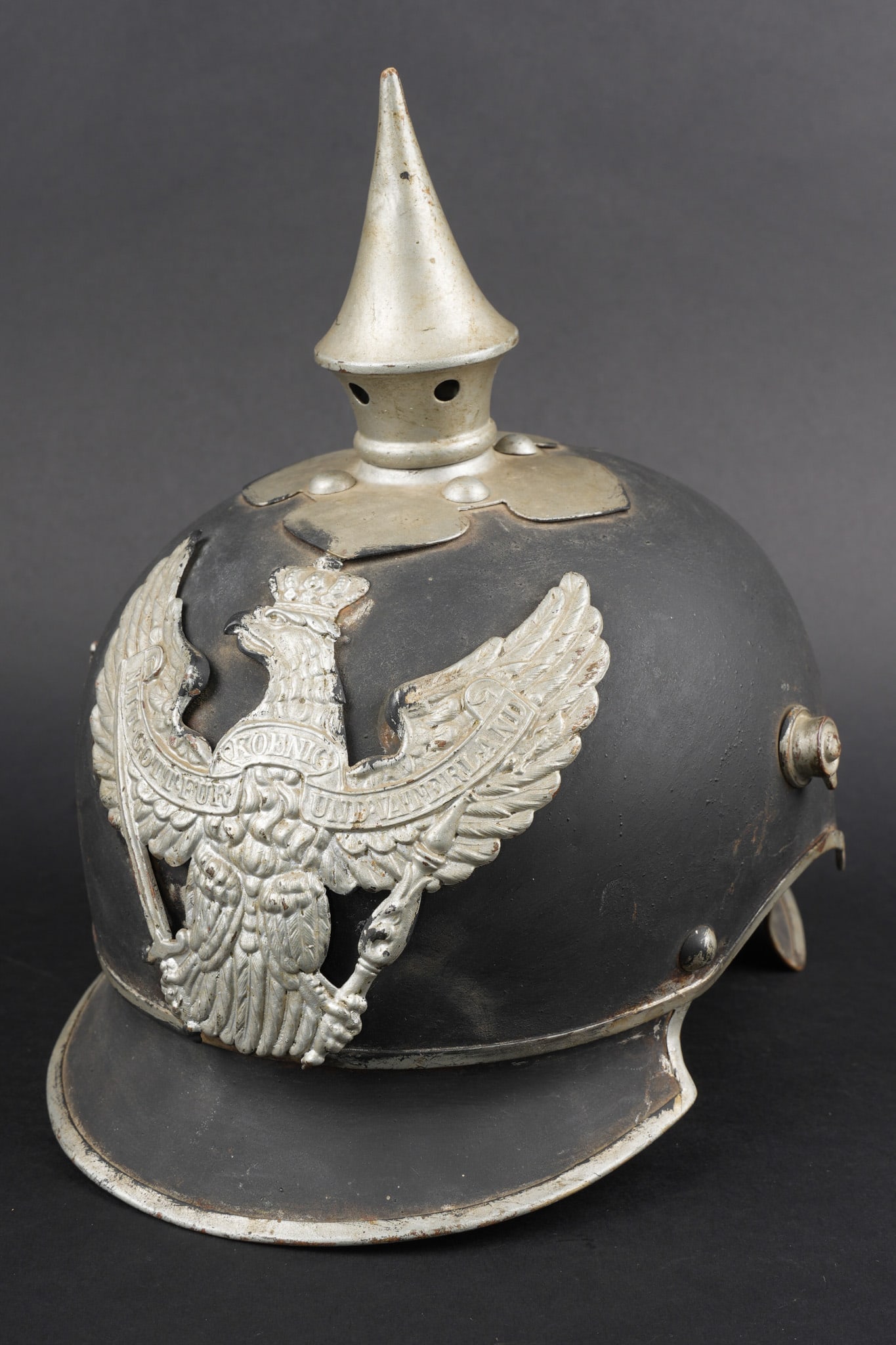 Casque a pointe de Jager zu Pferde. Pickelhaube of the Jager zu Pferde (1 of 13)