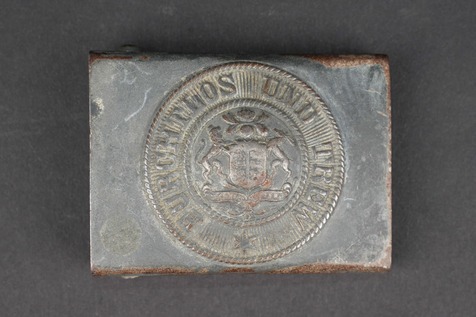 Boucle de ceinturon Wurttemberg modele 1915. Wurttemberg model 1915 belt buckle. (1 of 2)