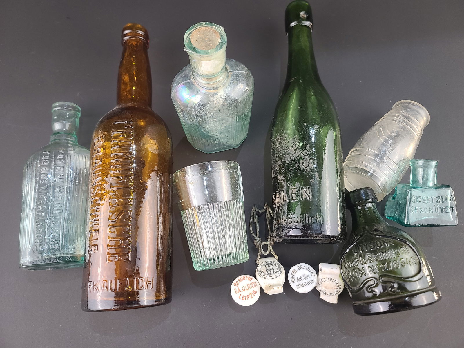 Lot de verreries allemandes ww1. Lot of German WWI glassware. (1 of 5)
