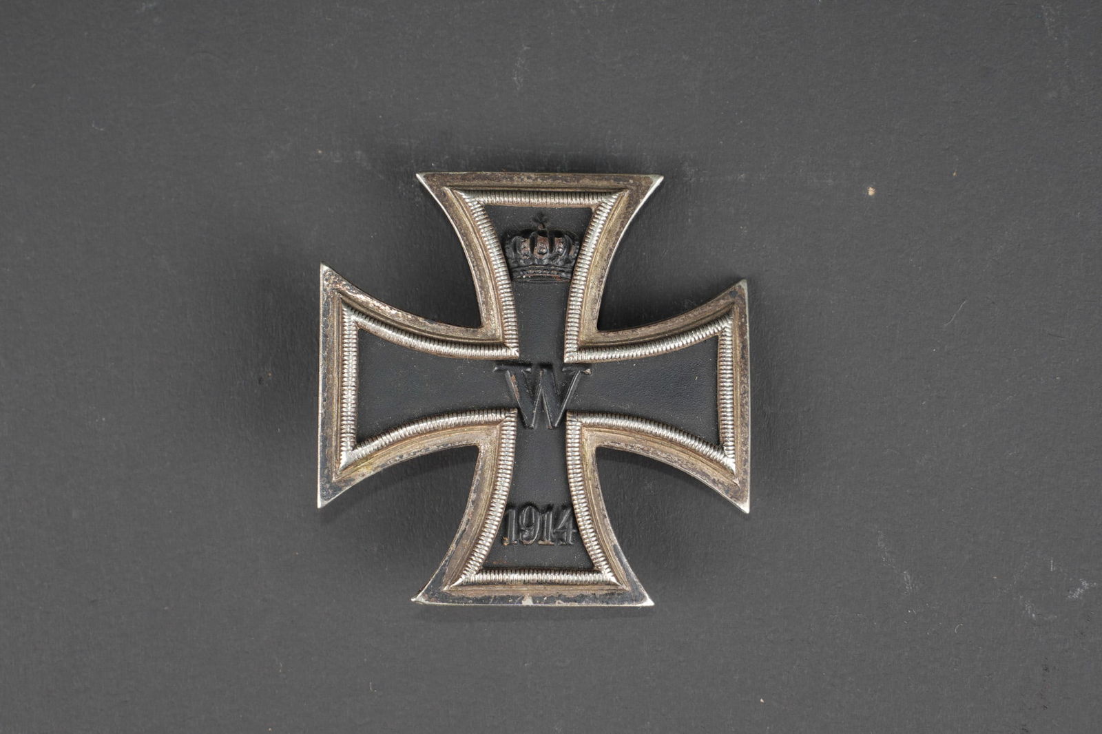 Croix de Fer 1914 de 1ere Classe. Iron Cross First Class. (1 of 2)