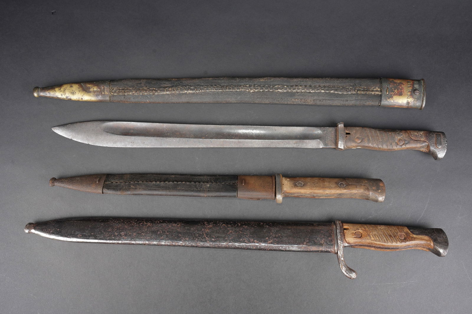 Lot de baionnettes allemandes. Lot of German bayonets. (1 of 9)