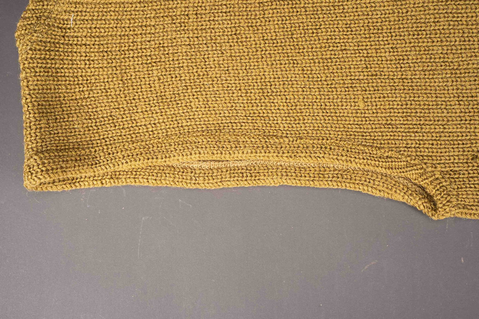 Pull sans manche US. US sleeveless sweater - 8
