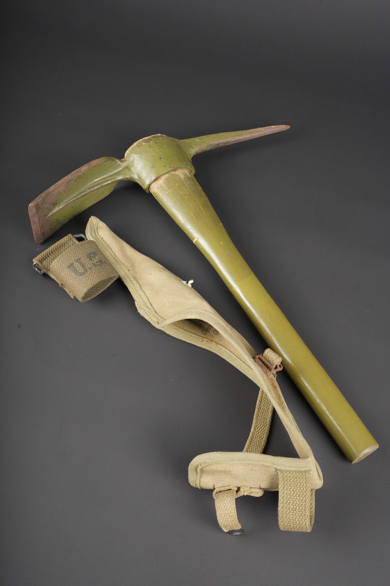 Pioche individuelle US. US individual pick mattock. (1 of 11)