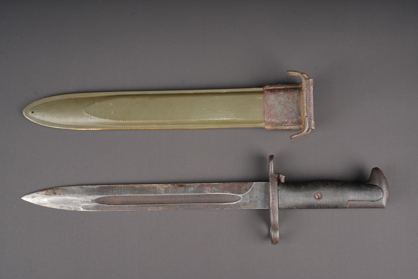 Baionnette courte Garand. US Garand bayonet. (1 of 4)
