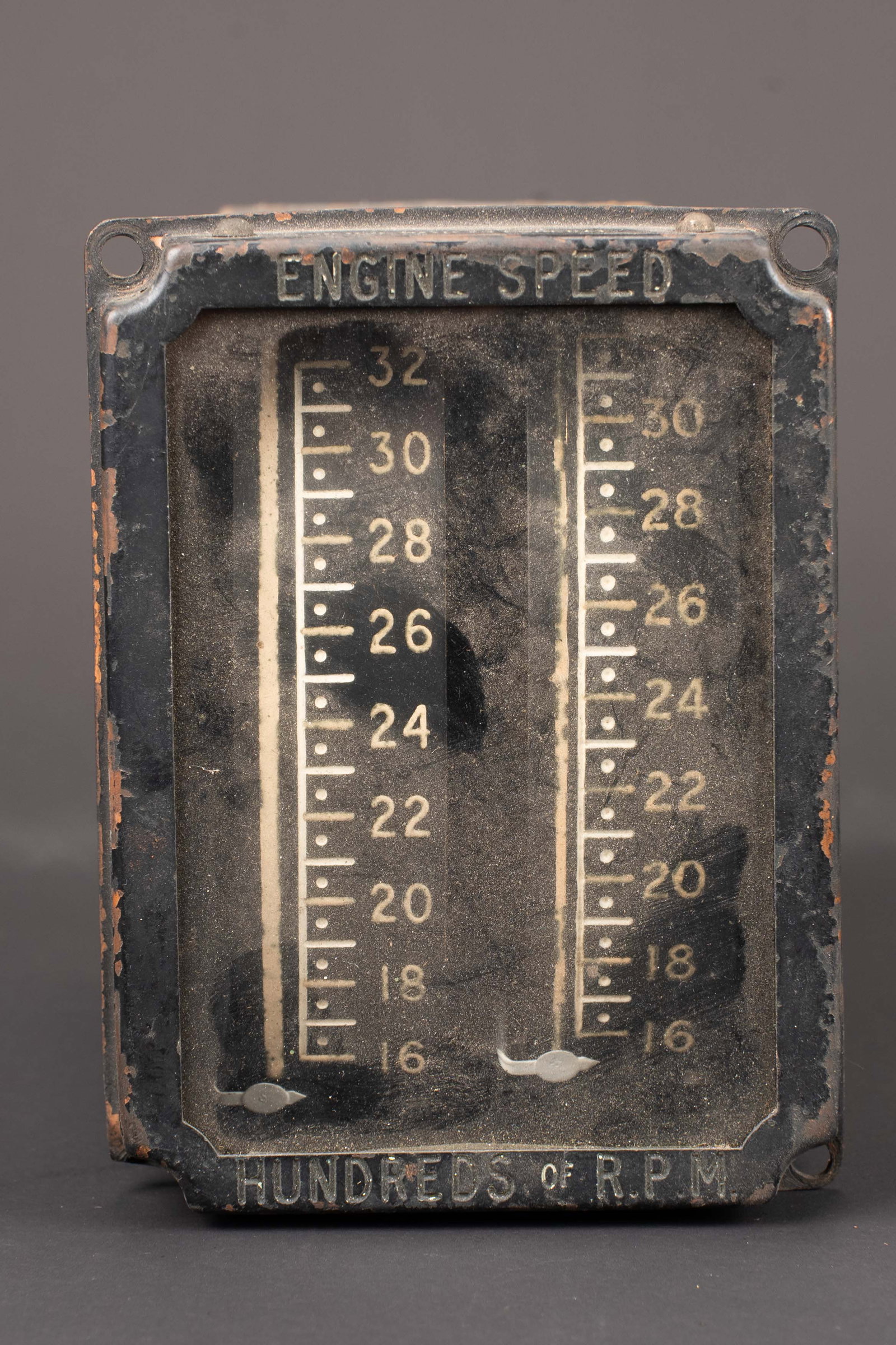 Instrument de bord. US Dashboard instrument. (1 of 6)