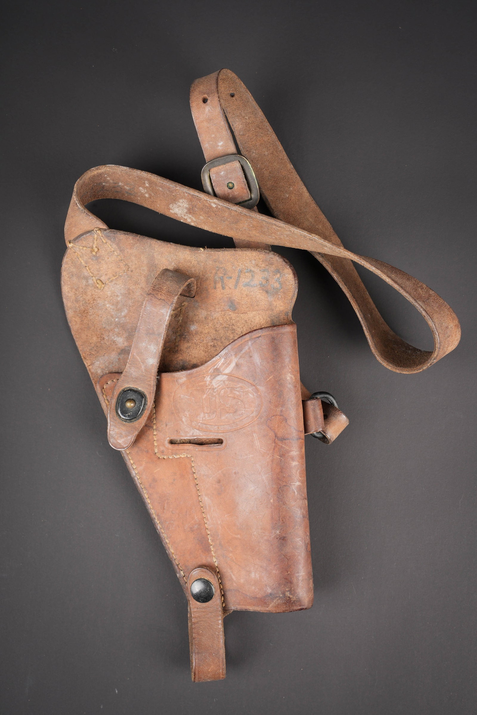 Holster de poitrine pour Colt 45.Colt .45 shoulder holster. (1 of 5)