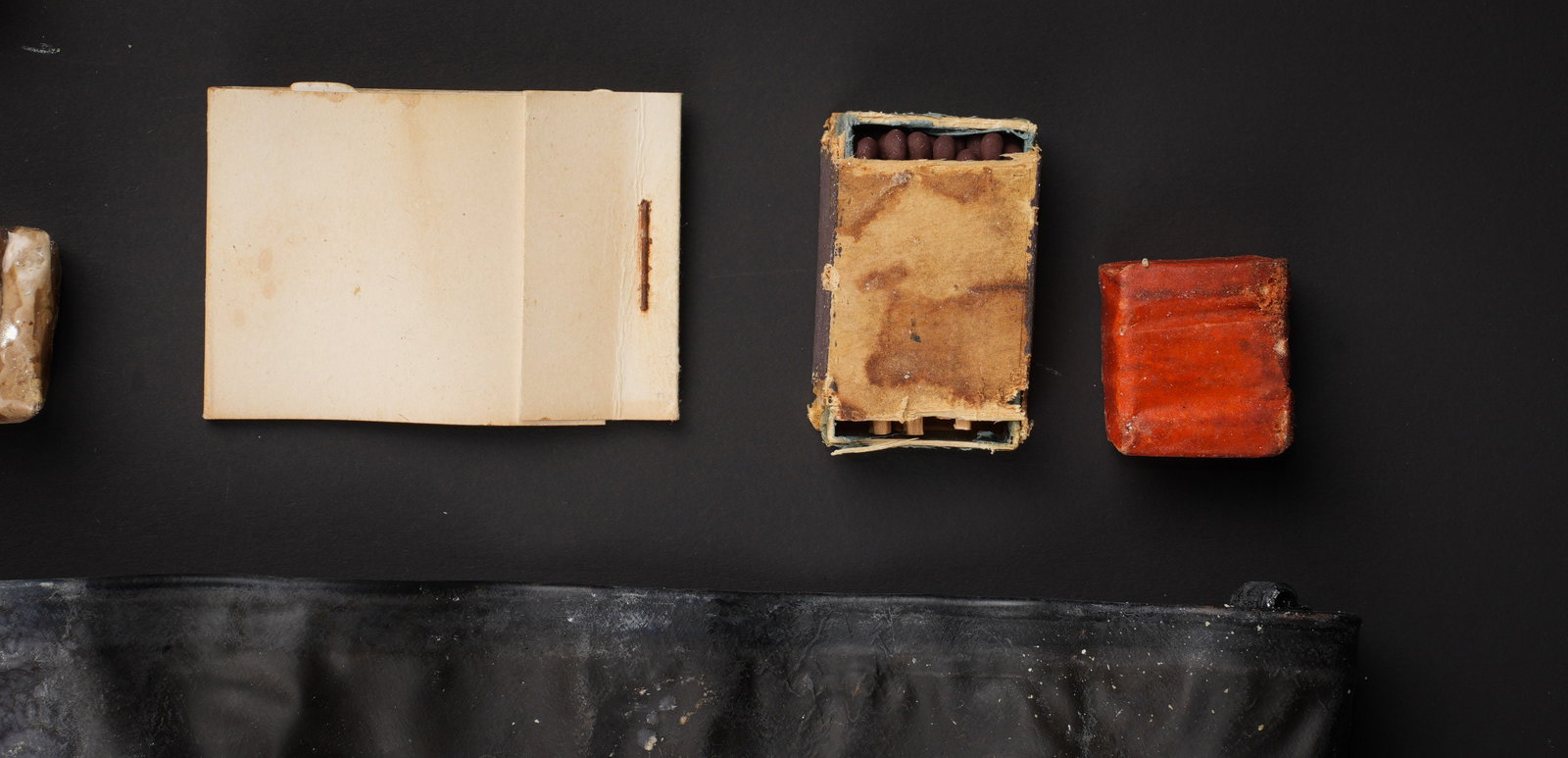 Elements de survie US. US survival components. - 3