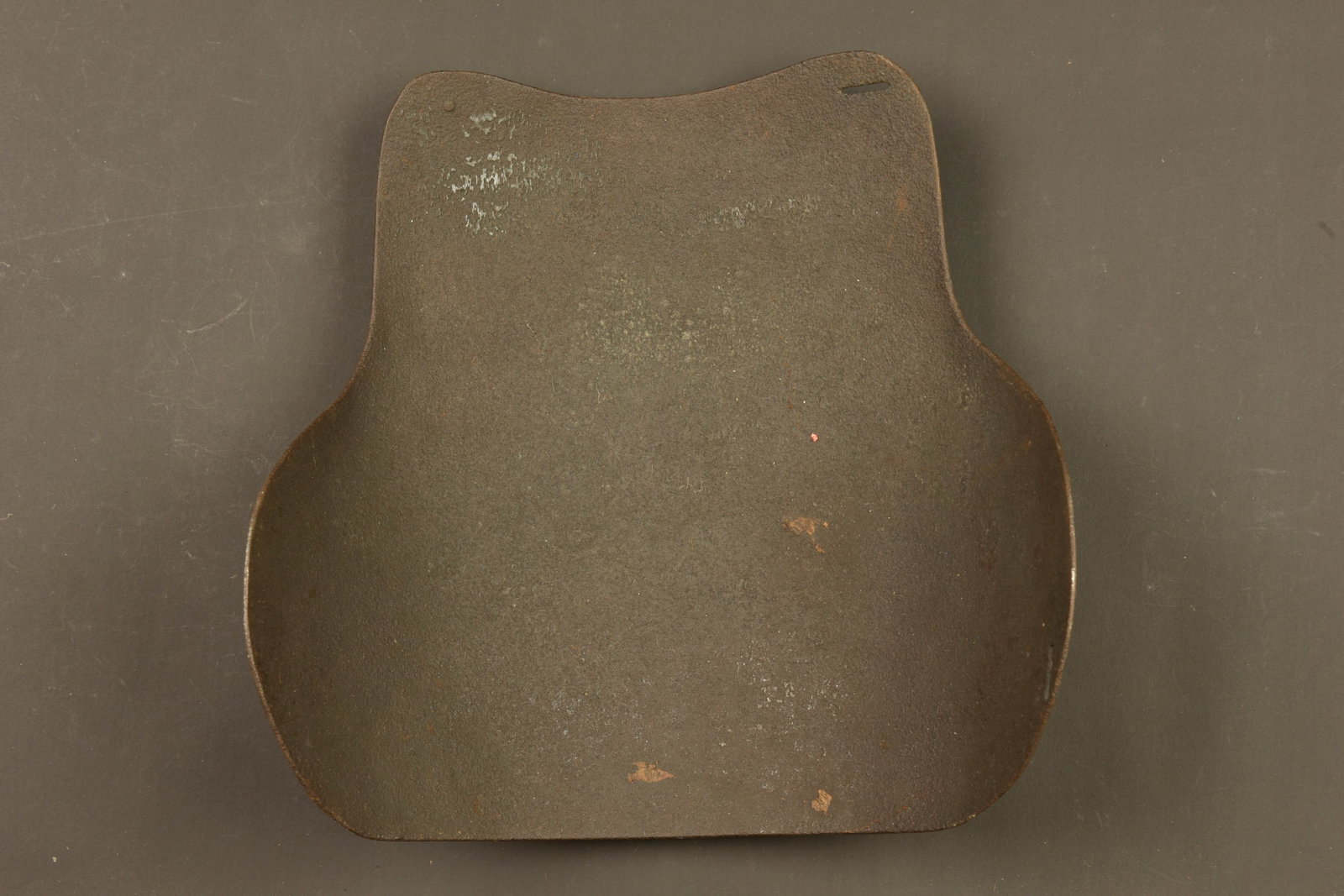 Plastron cuirasse francais precoce. Early French cuirass breastplate (1 of 6)