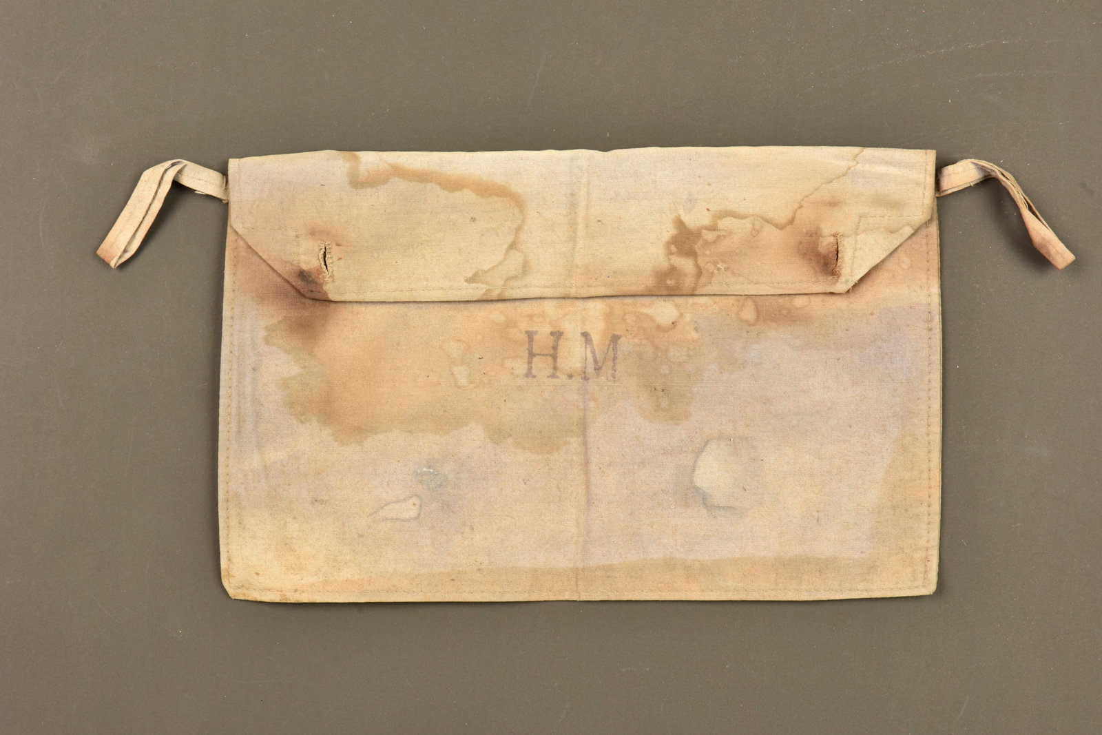 Pochette pour masque anti gaz francais. French anti gas mask pouch (1 of 4)