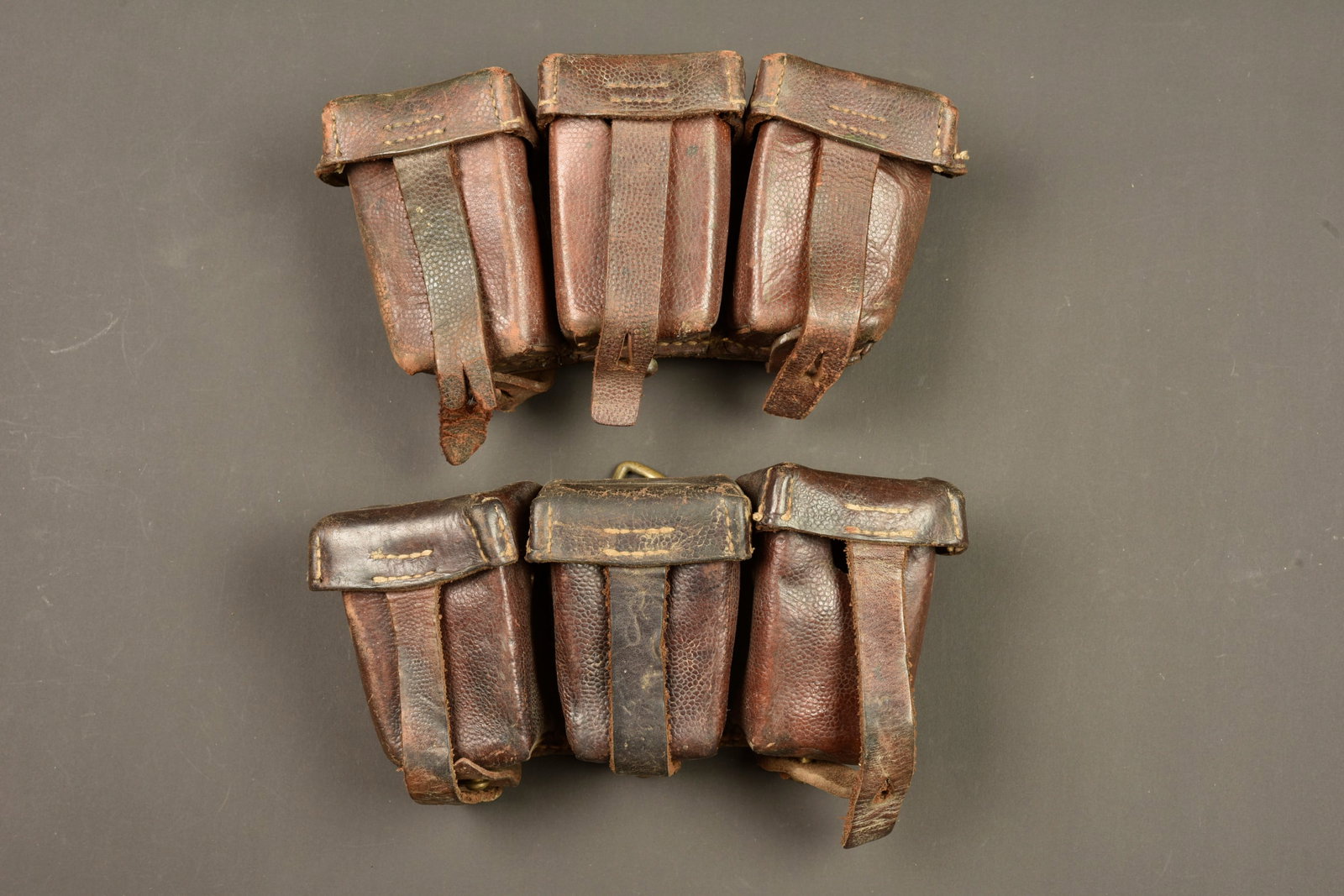 Lot de 2 cartouchieres allemandes M1909. Lot of two German Model 1909 ammunition pouches (1 of 3)