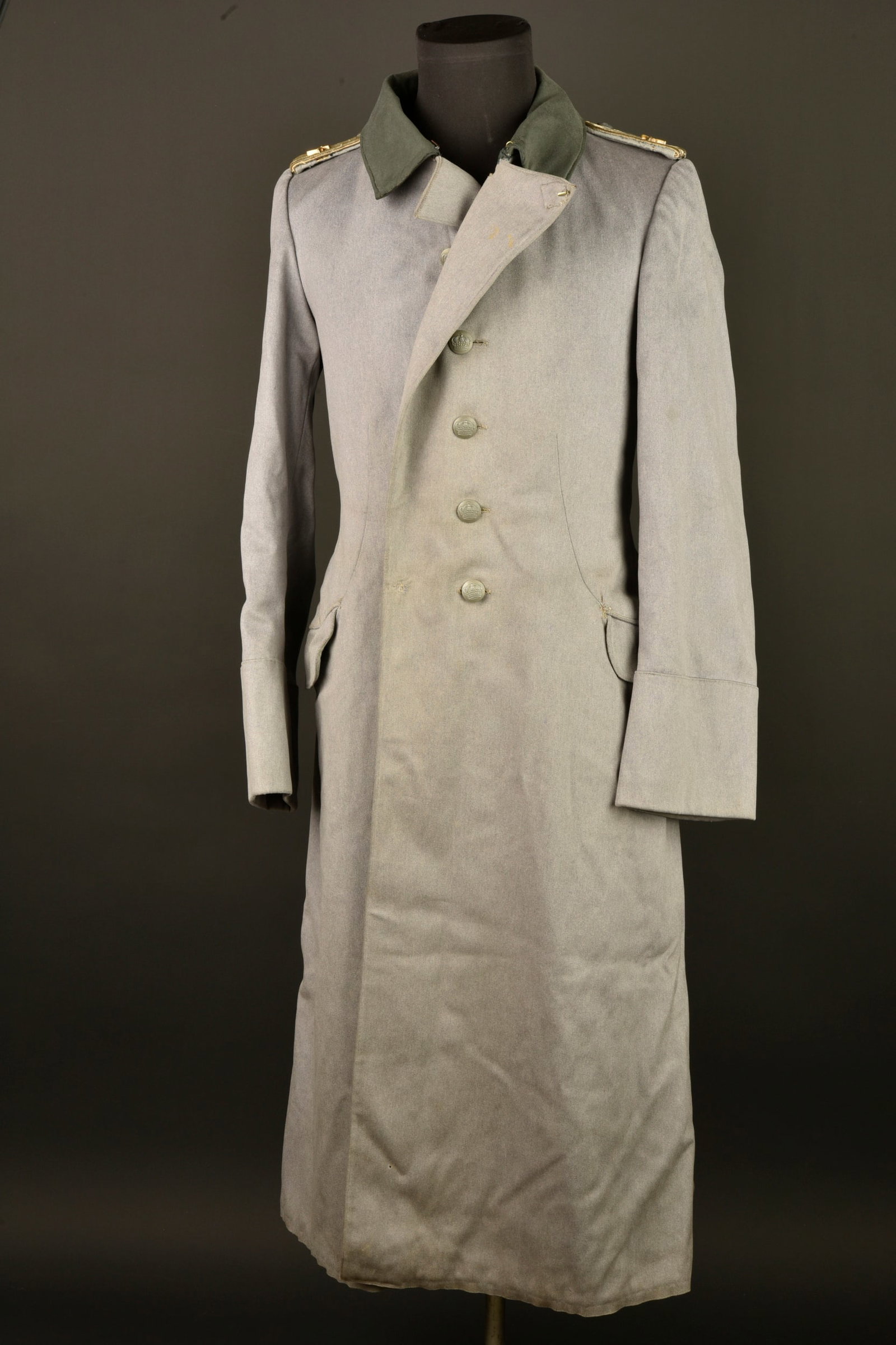 Paletot d officier d aviation allemande. German aviation officer’s greatcoat. (1 of 12)