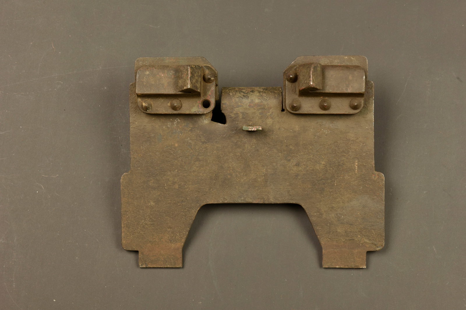 Support de bouclier pour affut traineau de mitrailleuse allemande MG08. Shield support for German (1 of 4)