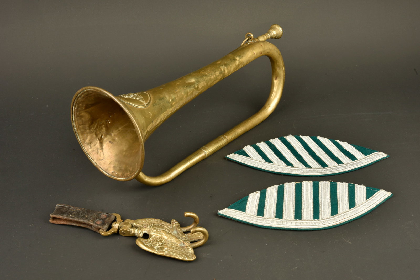 Lot d objets de musique allemande. Lot of German musical instruments and accessories (1 of 9)