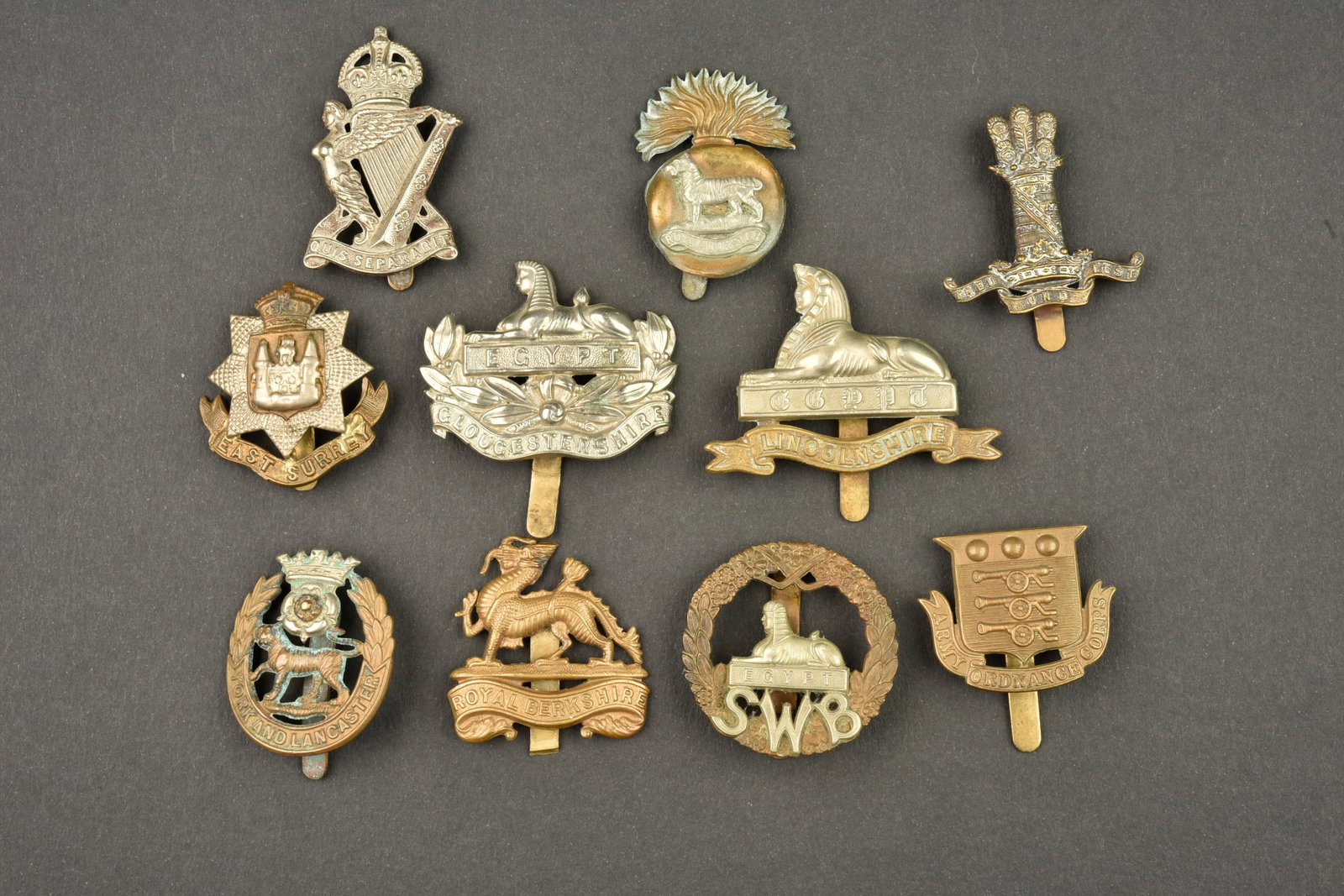Lot de 10 insignes anglais d infanterie. Lot of 10 British infantry badges (1 of 2)