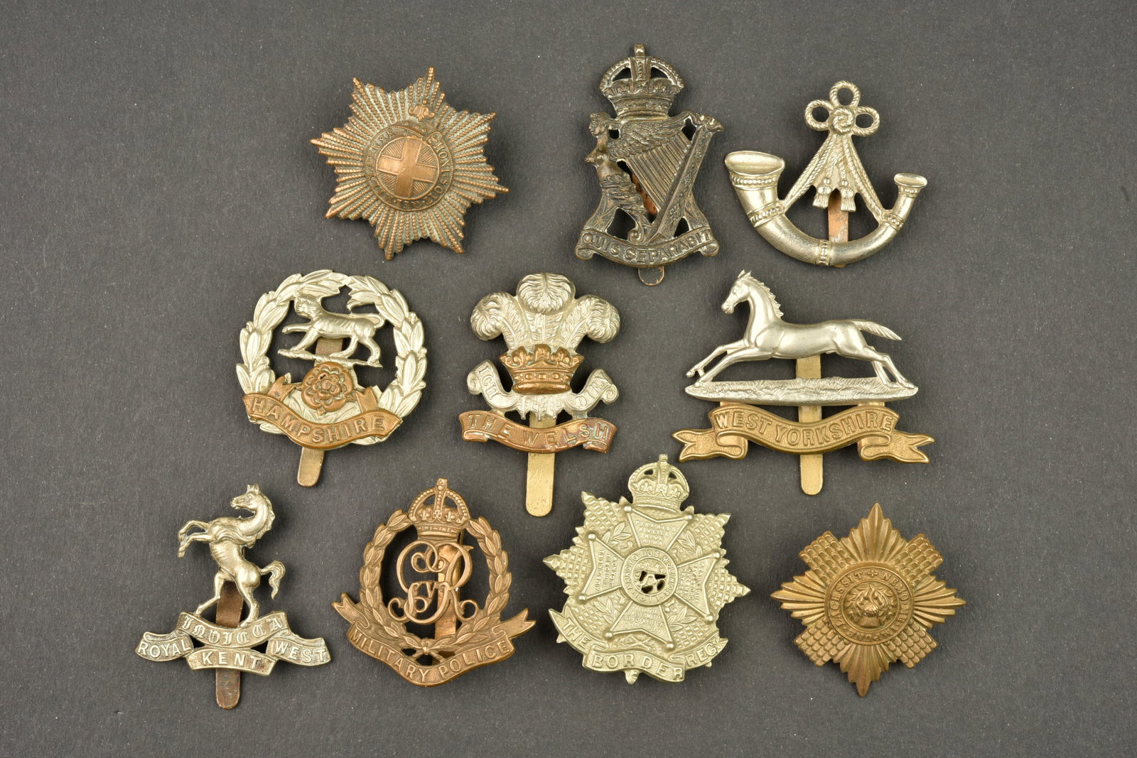 Lot de 10 insignes anglais d infanterie. Lot of 10 British infantry badges (1 of 2)