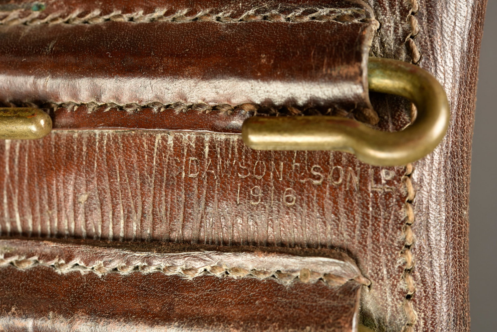 Etui et cartouchiere de Webley pour tankiste ou mitrailleur anglais. Webley holster and ammunition - 2