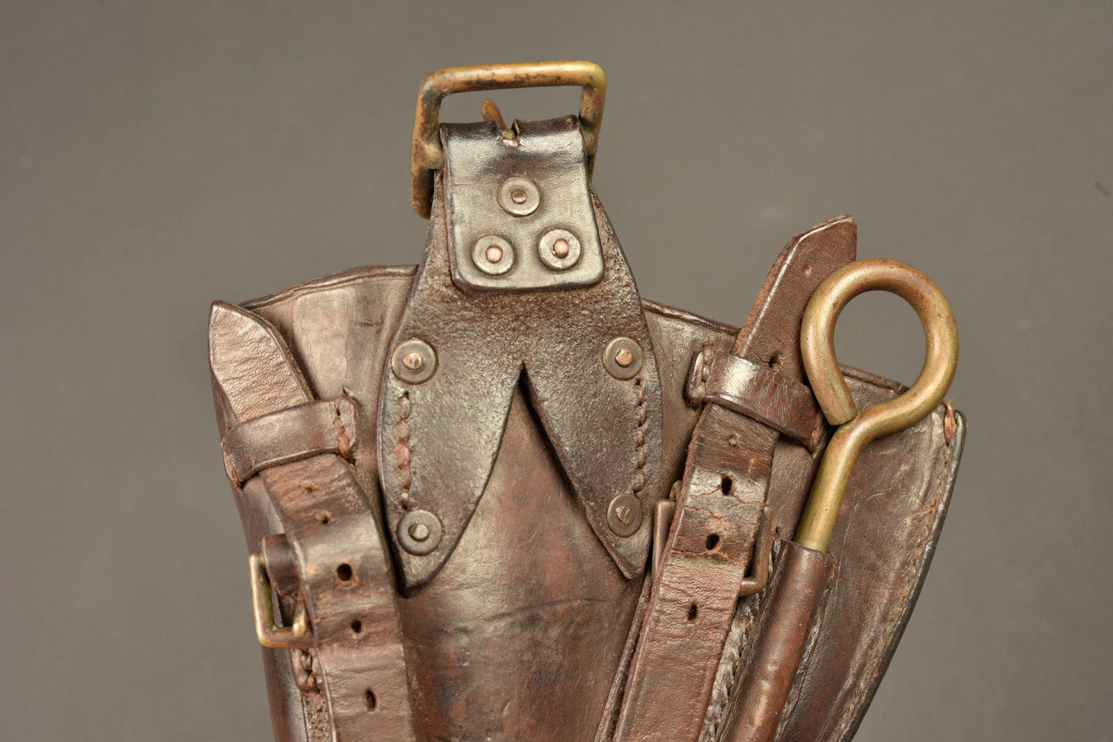 Etui et cartouchiere de Webley pour tankiste ou mitrailleur anglais. Webley holster and ammunition - 3