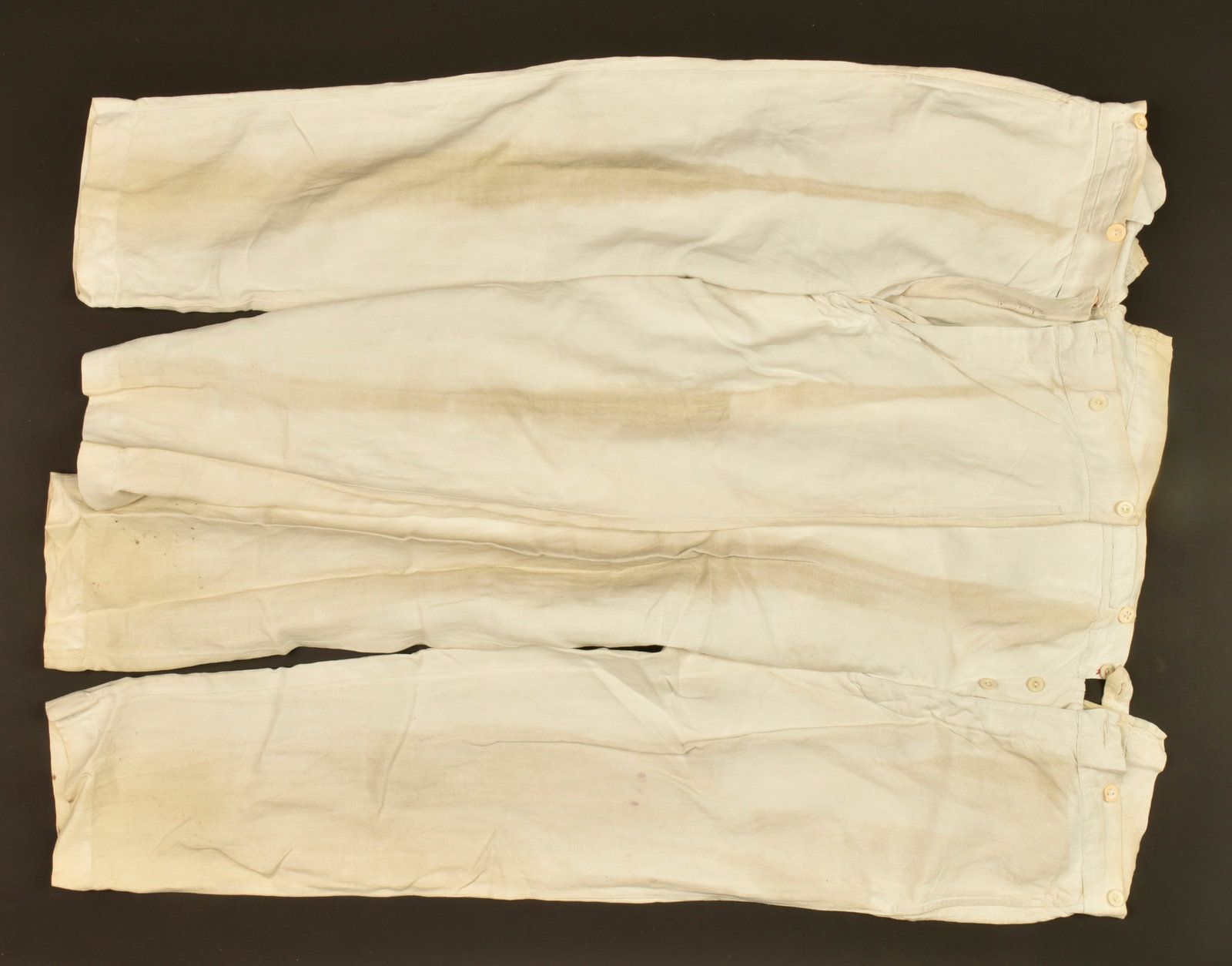 Pantalons de travail 95eme de ligne. Work trousers of the 95th Line Regiment. (1 of 8)