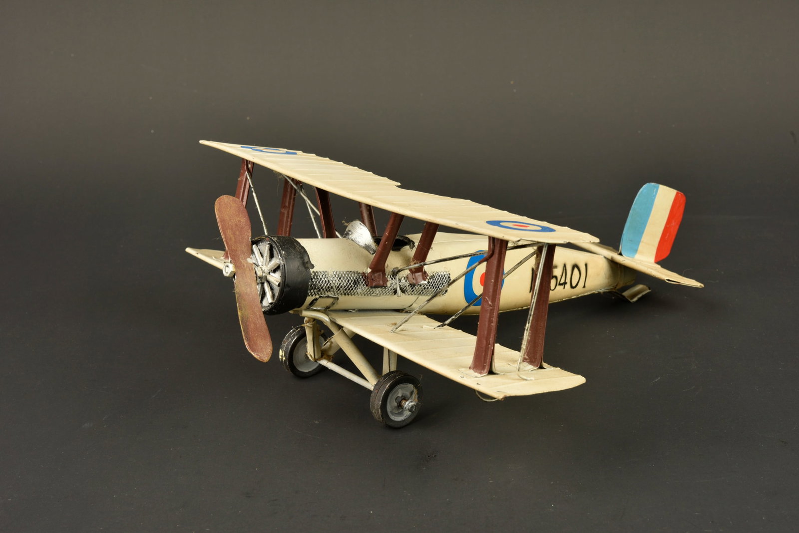 Avion francais. French plane. (1 of 18)