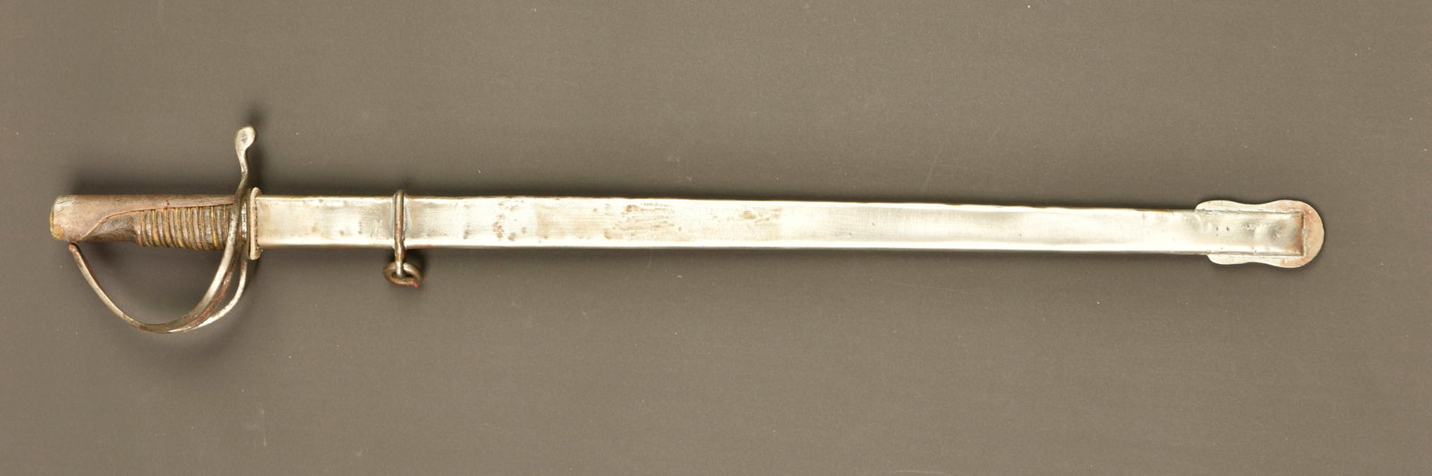 Sabre panoplie d enfant. Child’s dress sabre (1 of 3)