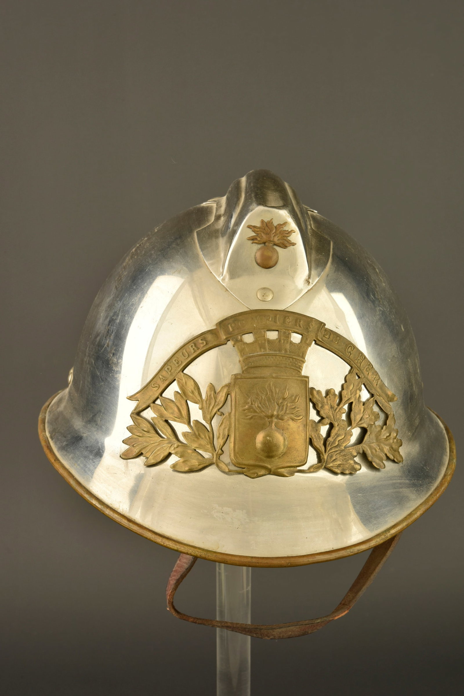 Casque pompier 1933. 1933 Fire Brigade helmet. (1 of 6)