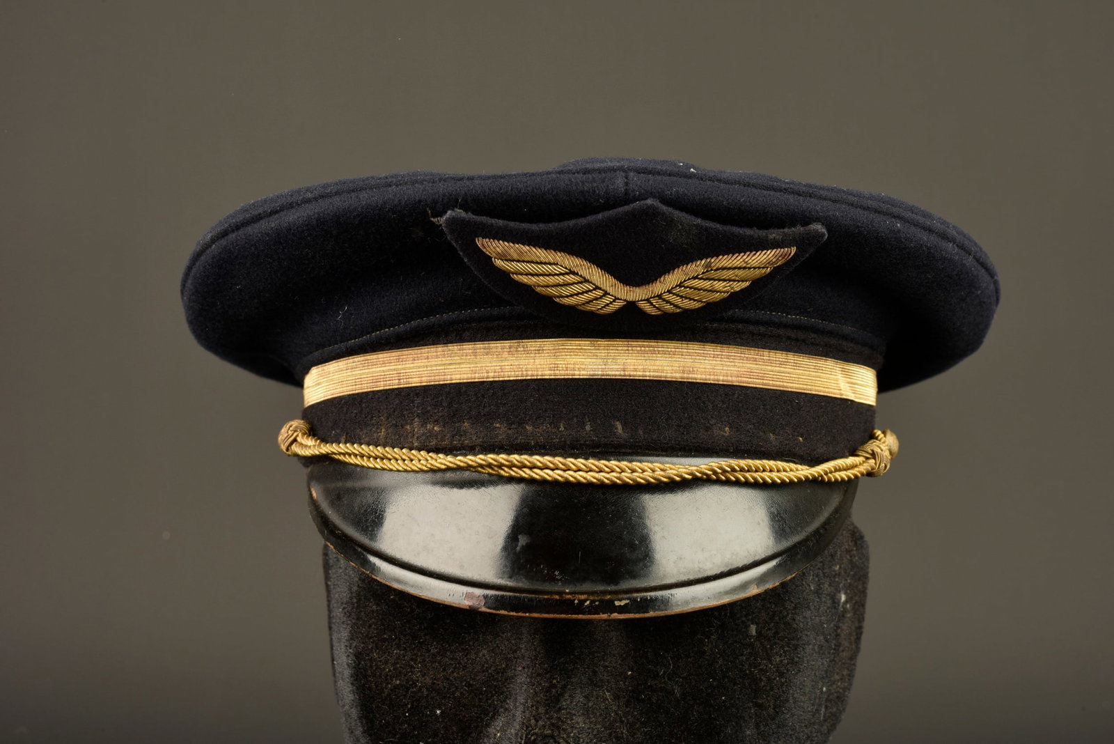 Casquette armee de l air tailleur indochinois. Indochinese tailor-made Air Force cap. (1 of 9)