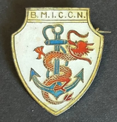 FRANCE TROUPES EN CHINE. France troops in China: Insigne du BMICCN fabrication chinoise 1940 35 x 30 mm. BMICCN insignia Chinese manufacture 1940 35 x 30 mm