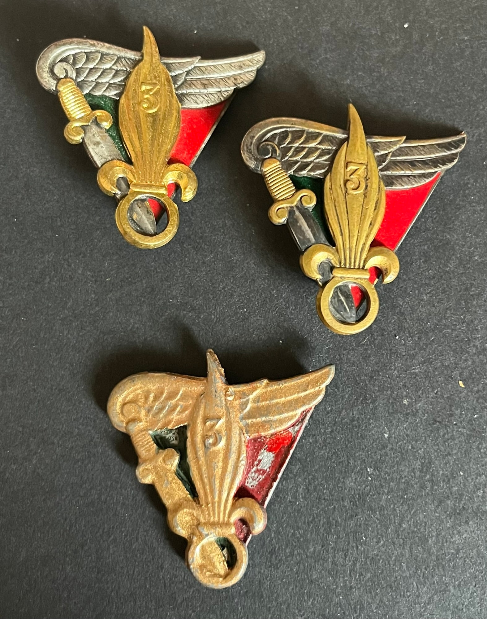 FRANCE LEGION PARACHUTISTES. France Foreign Legion paratroopers (1 of 2)