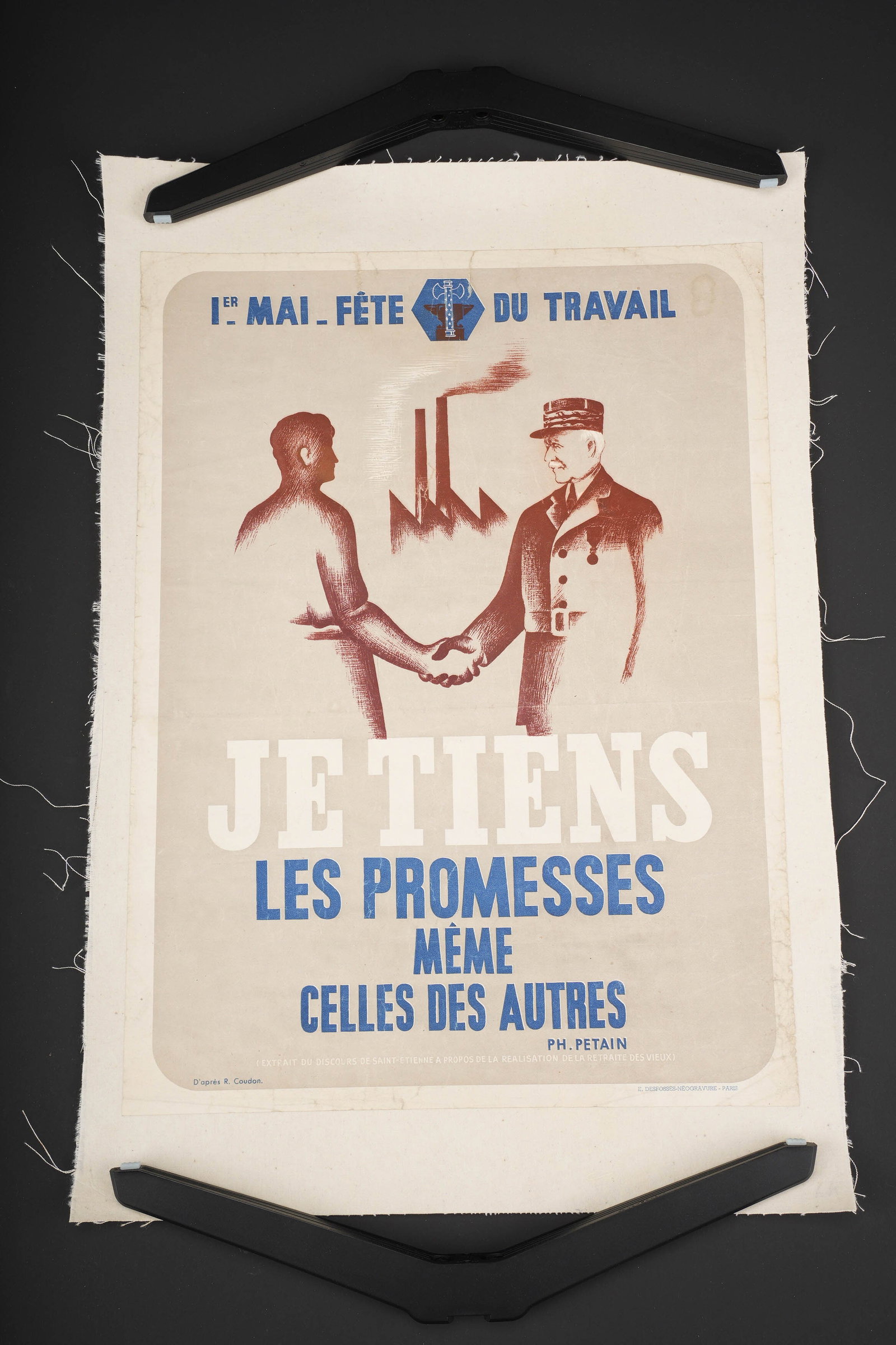 Je tiens mes promesses. I keep my promises.: Je tiens mes promesses et celles des autres. Affiche en papier et en couleur. Texte en francais. Entoilee. Design de R Coudon. E Desfosses Neogravure Paris. Dimensions 30 x 50 cm. A noter une