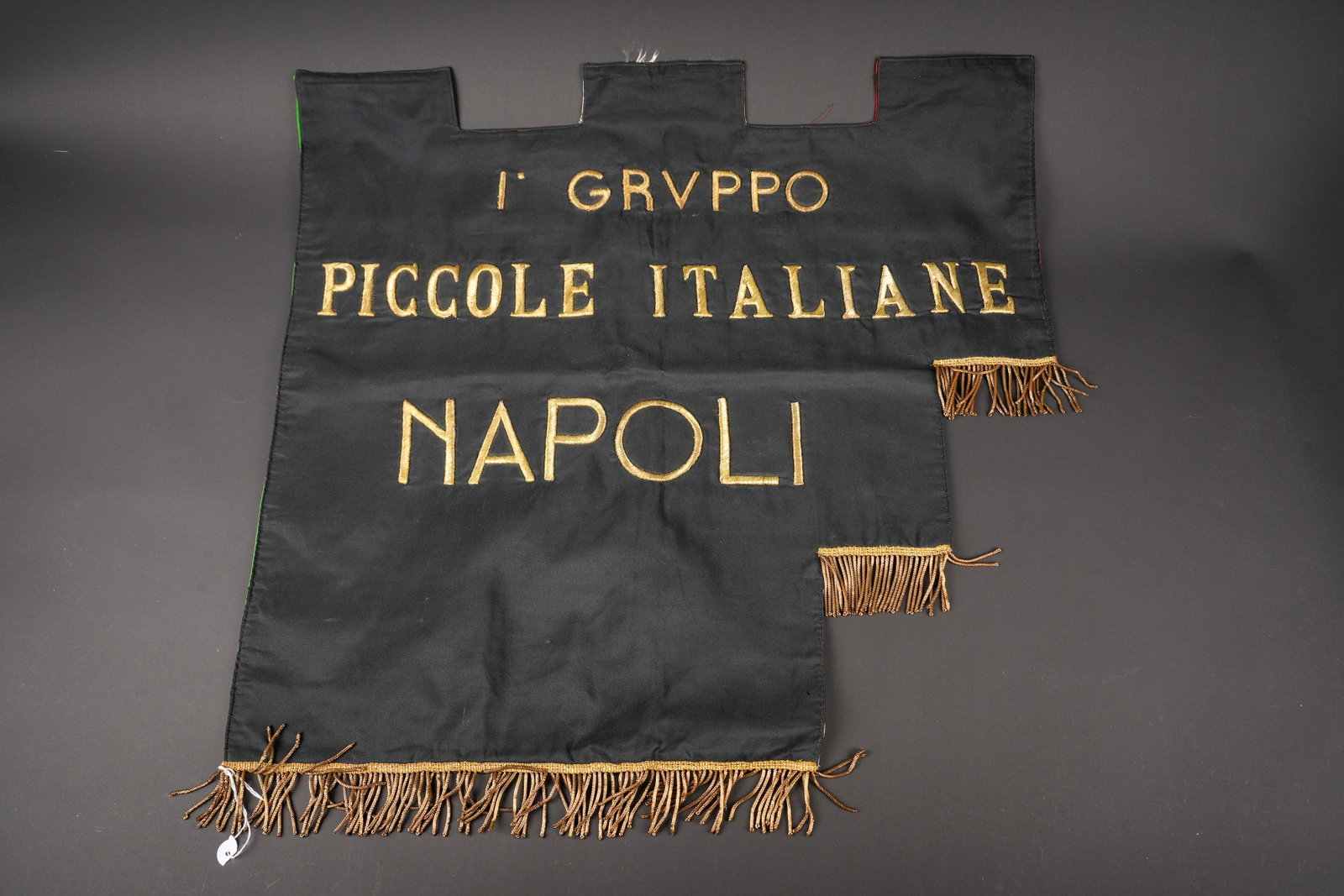 GAGLIARDETTO I GRUPPO PICCOLE ITALIANE NAPOLI. (1 of 2)