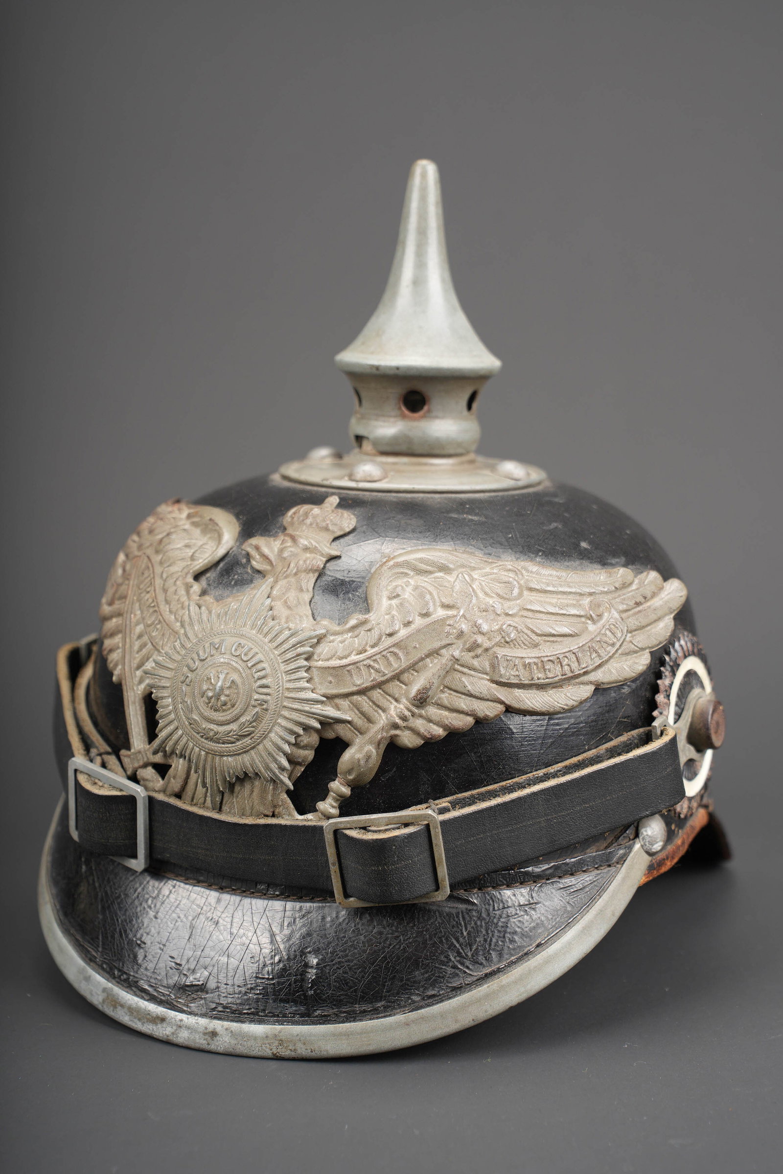Casque a pointe M1915 Garde Fusilier Regiment. M1915 spiked helmet of the Garde Fusilier Regiment. (1 of 16)