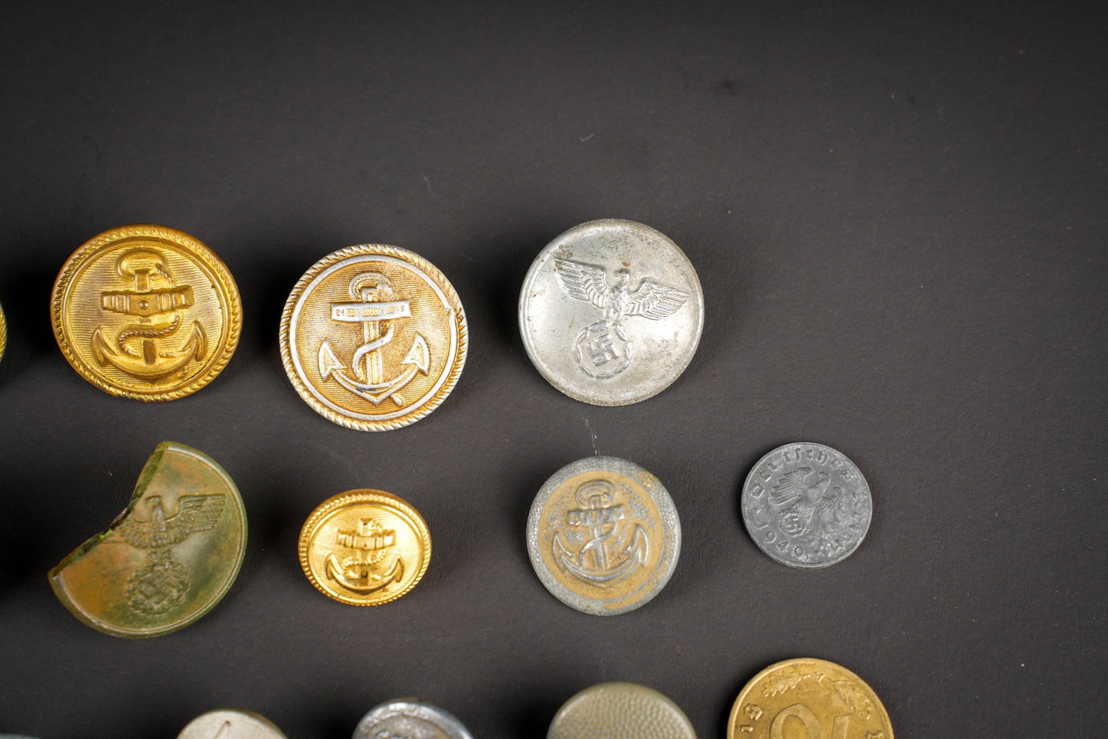 Boutons allemand. German buttons. - 4