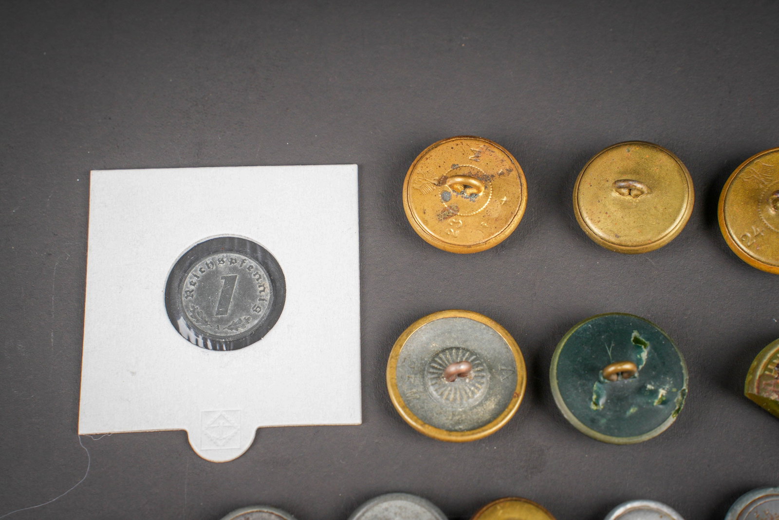 Boutons allemand. German buttons. - 9