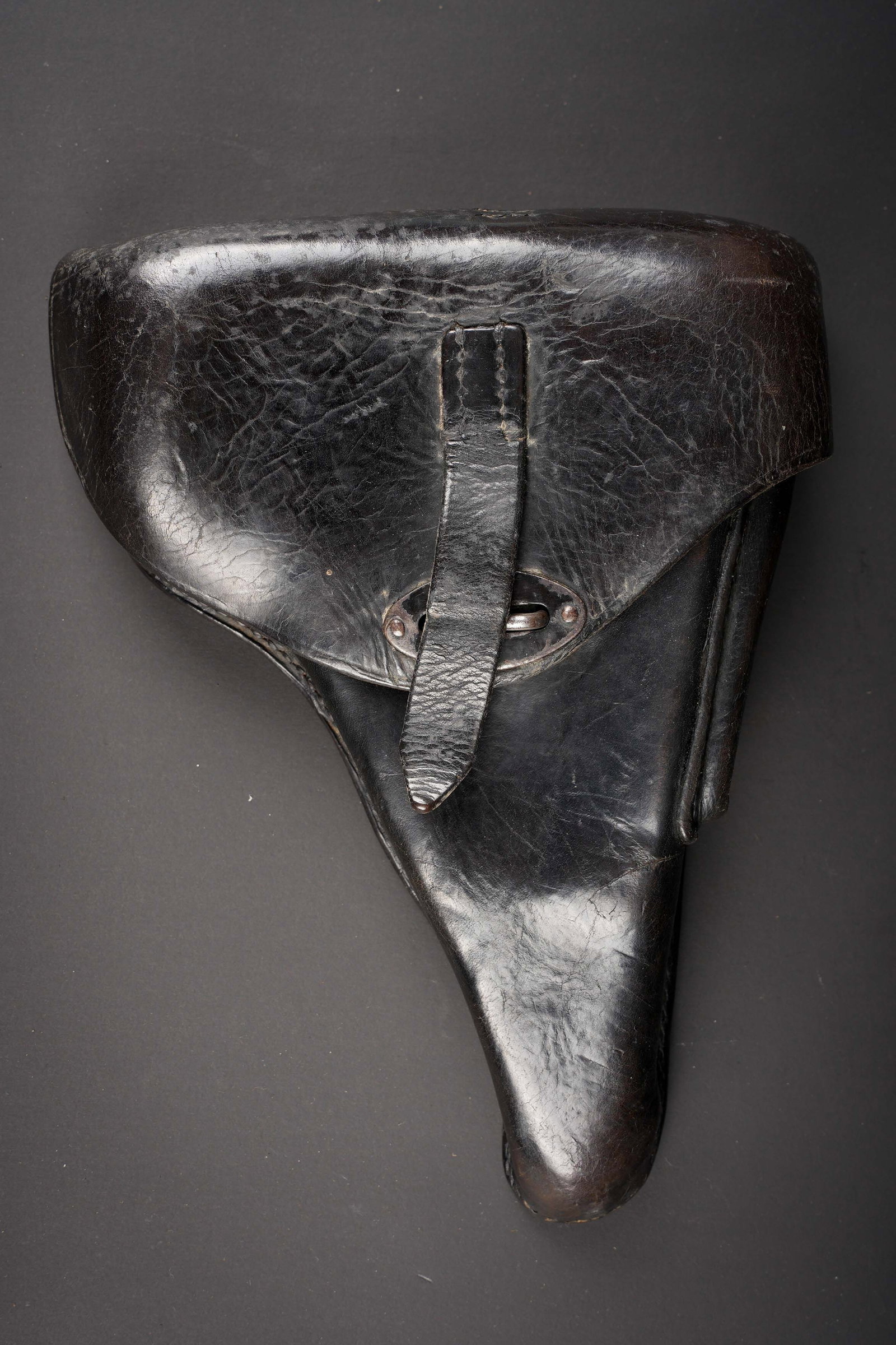 Holster de pistole P38. German P 38 holster. (1 of 4)