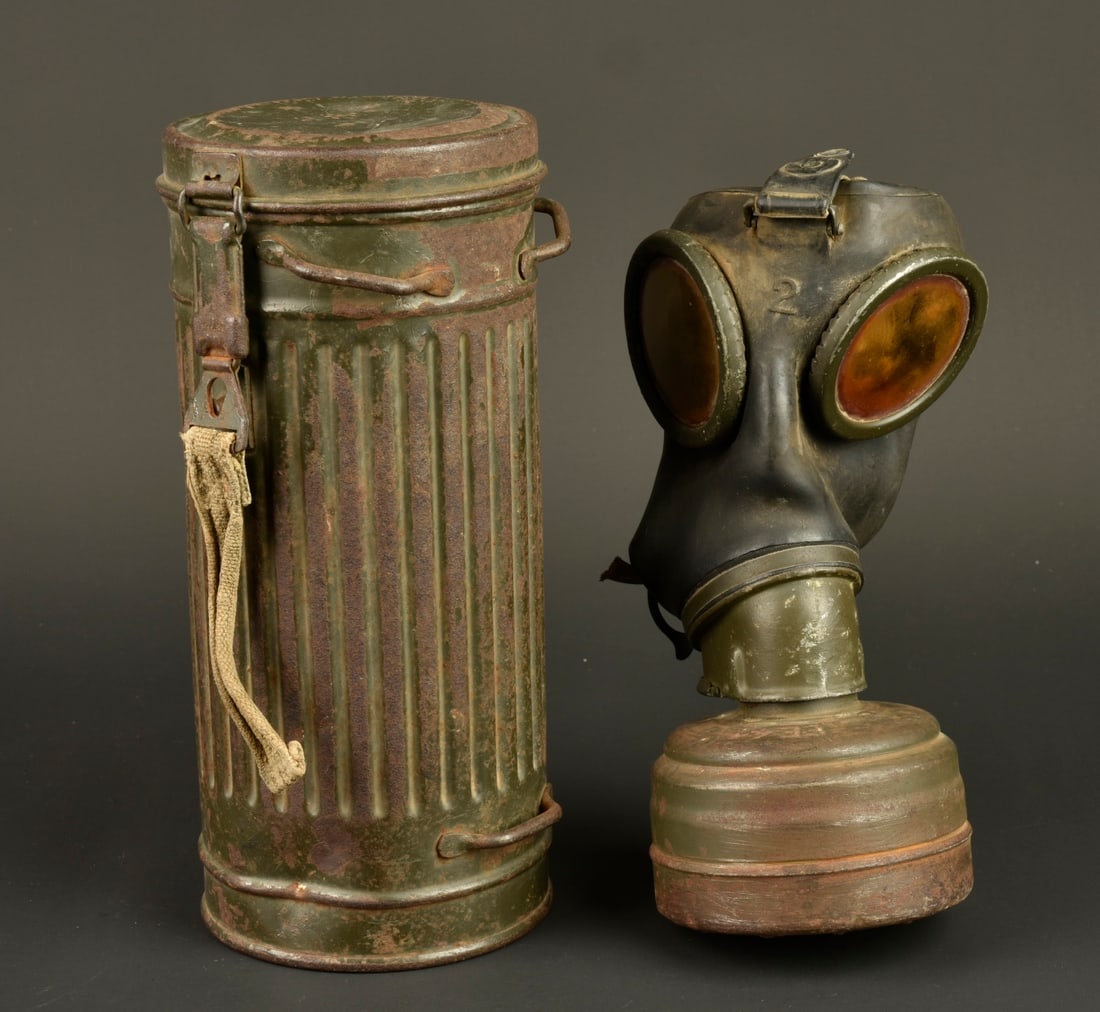 Masque anti-gaz allemand. German gas mask (1 of 9)