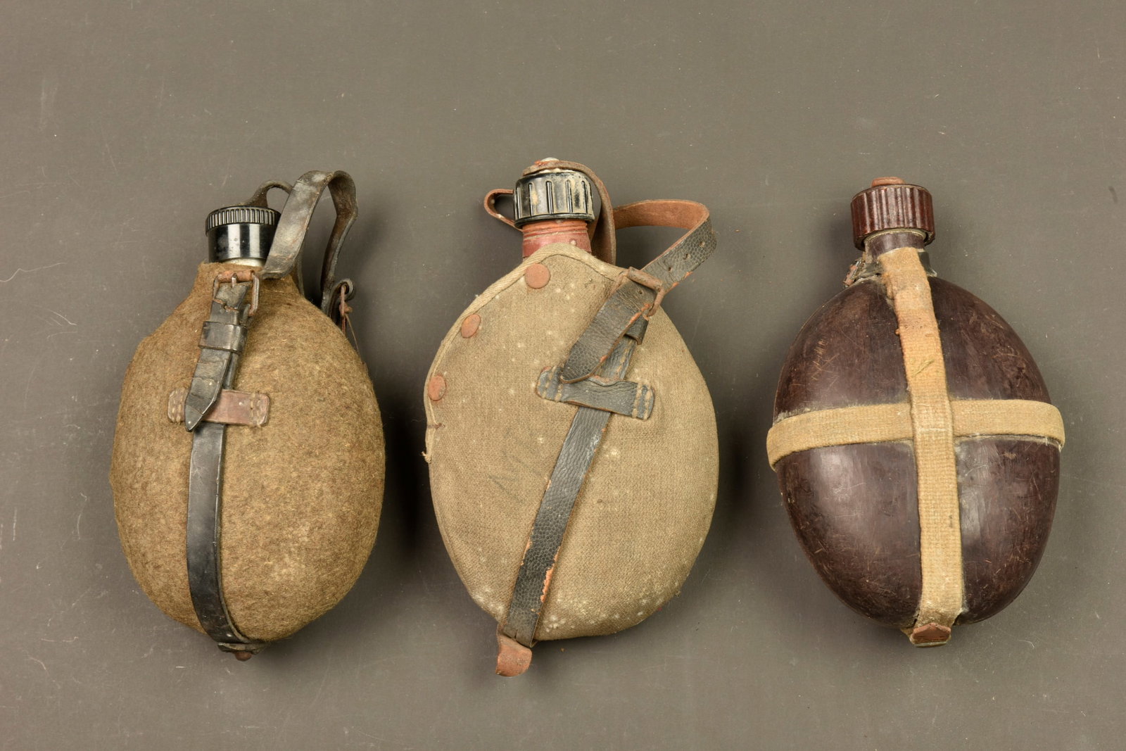 Gourdes allemande. German canteen. (1 of 6)