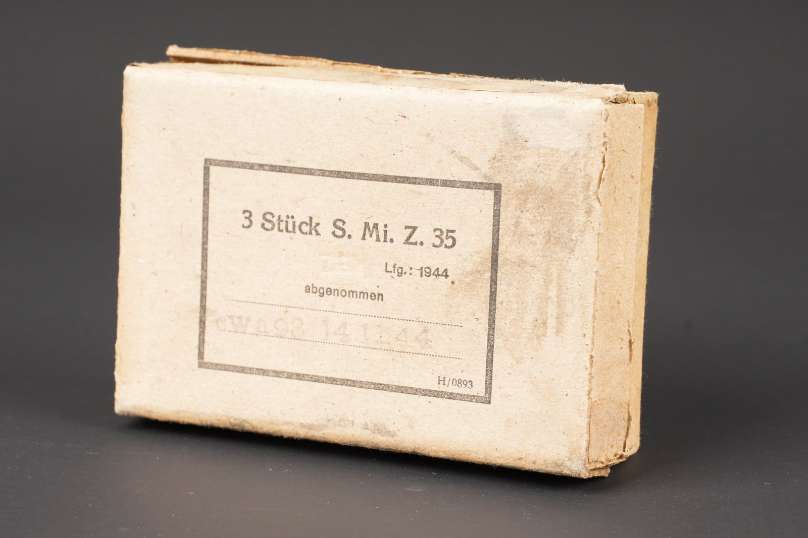 Boite d accessoires pour mine Z 35. Accessory box for the Z35 mine. (1 of 11)