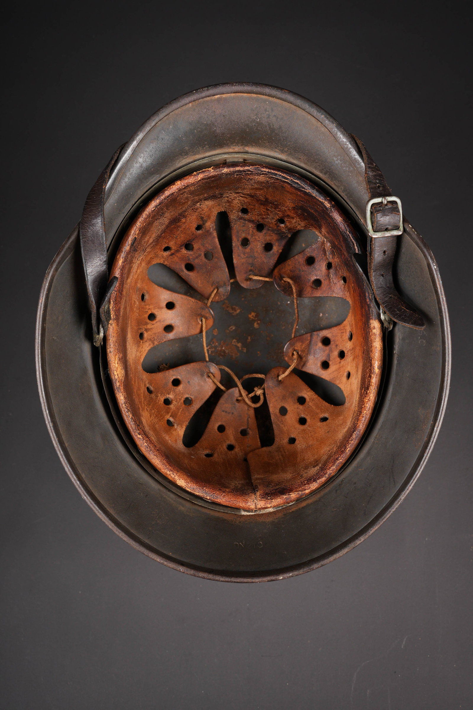 Casque de la Luftwaffe. German luftwaffe helmet. - 8