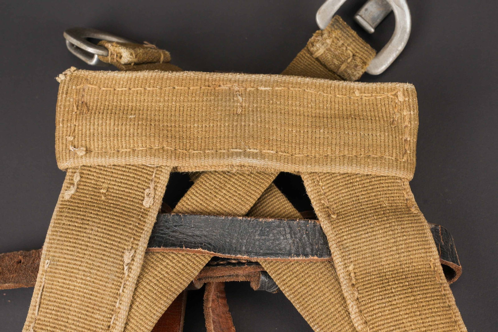 Sturmgepack. - 3