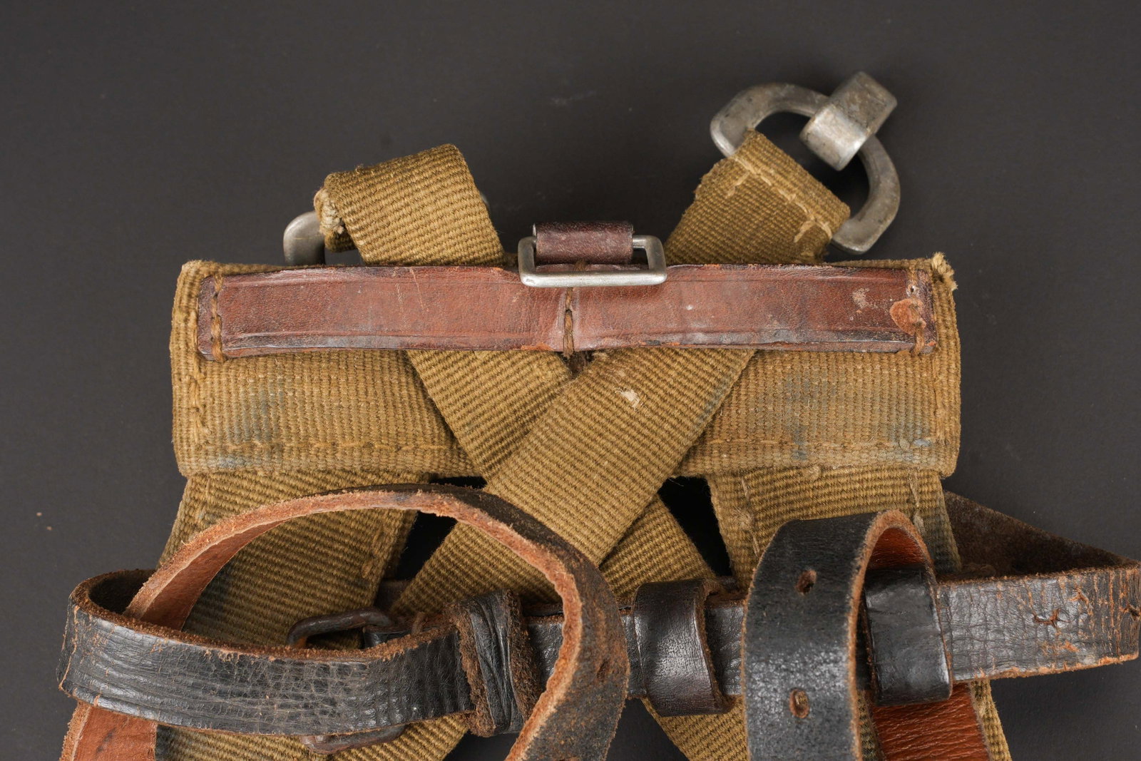 Sturmgepack. - 9