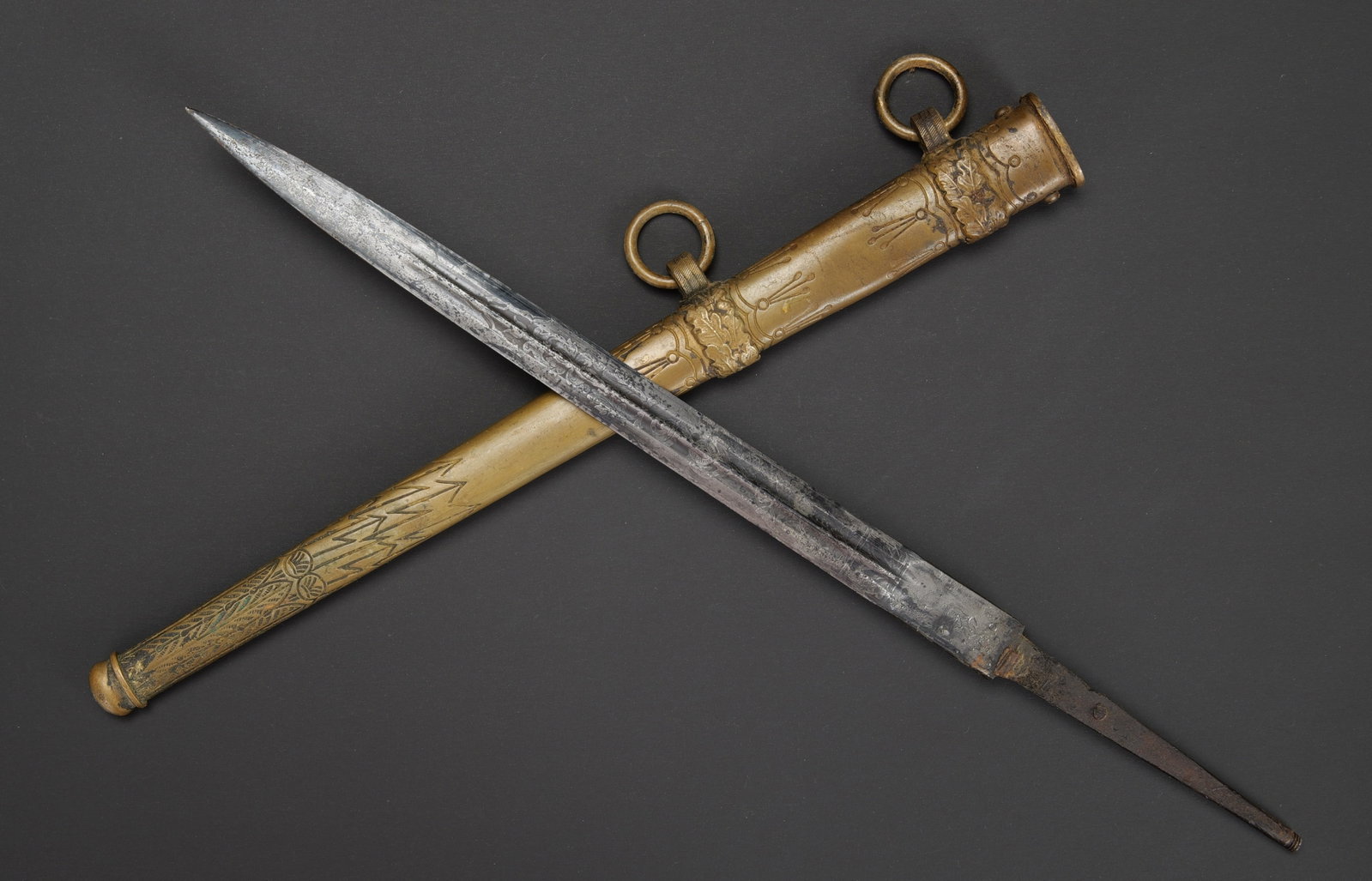 Pieces detachees de dague Kriegsmarine. Kriegsmarine dagger fittings. (1 of 5)