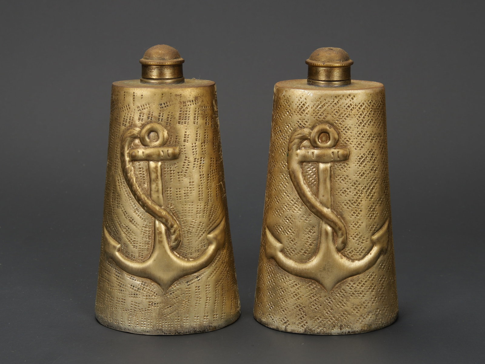 Set sel et poivre du Soldatenheim Lorient. Salt and pepper set from the Soldatenheim Lorient. (1 of 6)