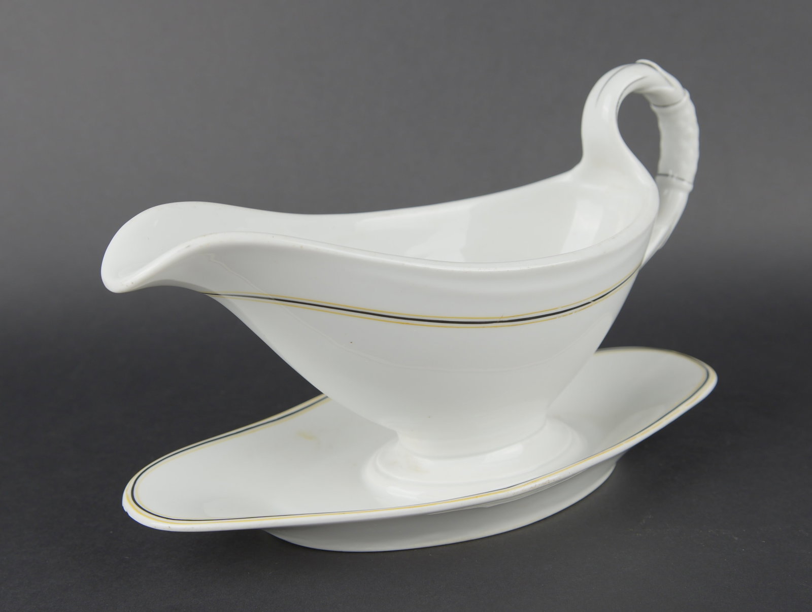 Sauciere de l amiraute Kriegsmarine. Kriegsmarine admiral?s sauce boat. (1 of 5)