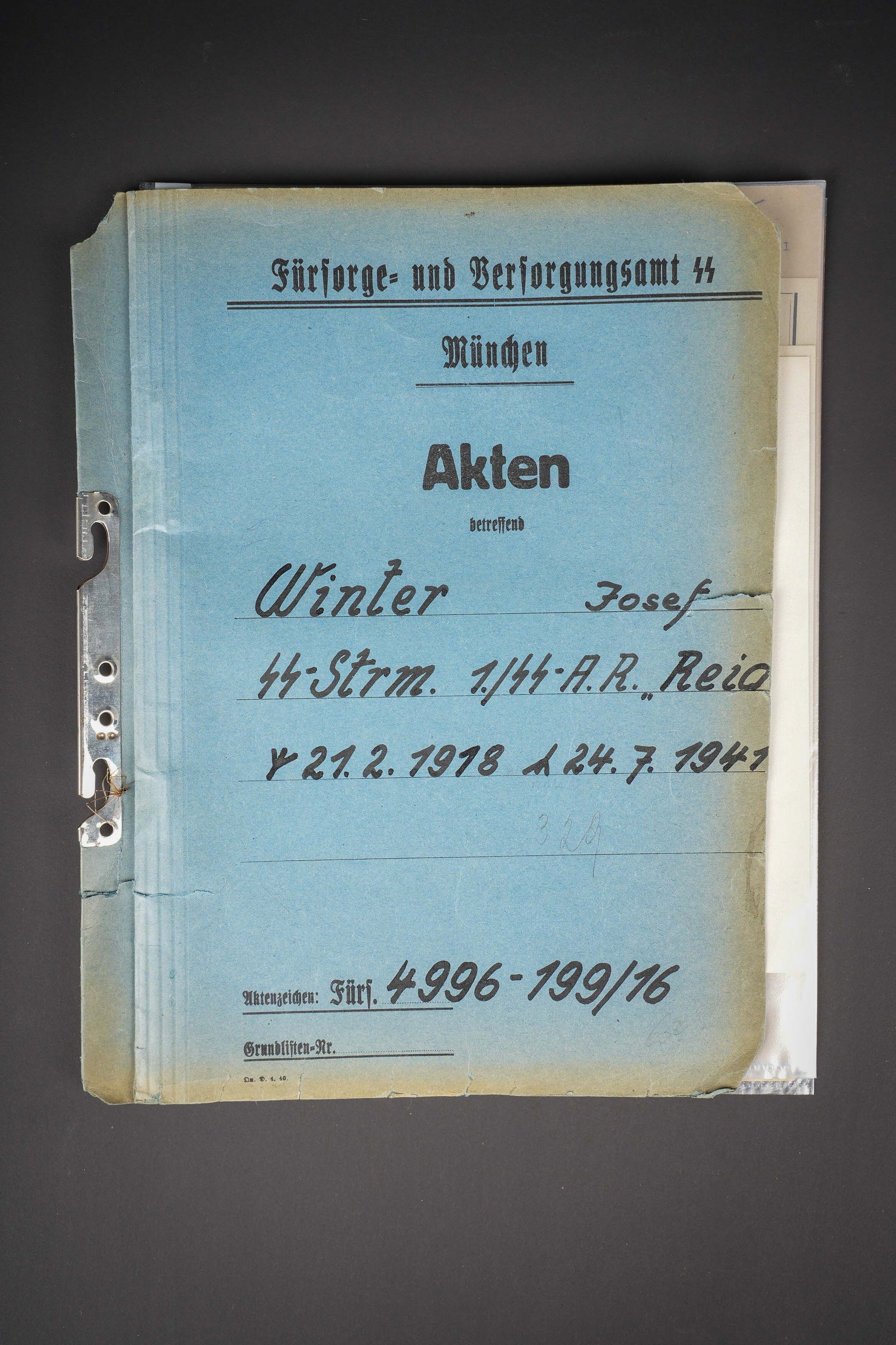 Dossier du SS Winter Josef. SS Winter Josef file. (1 of 14)