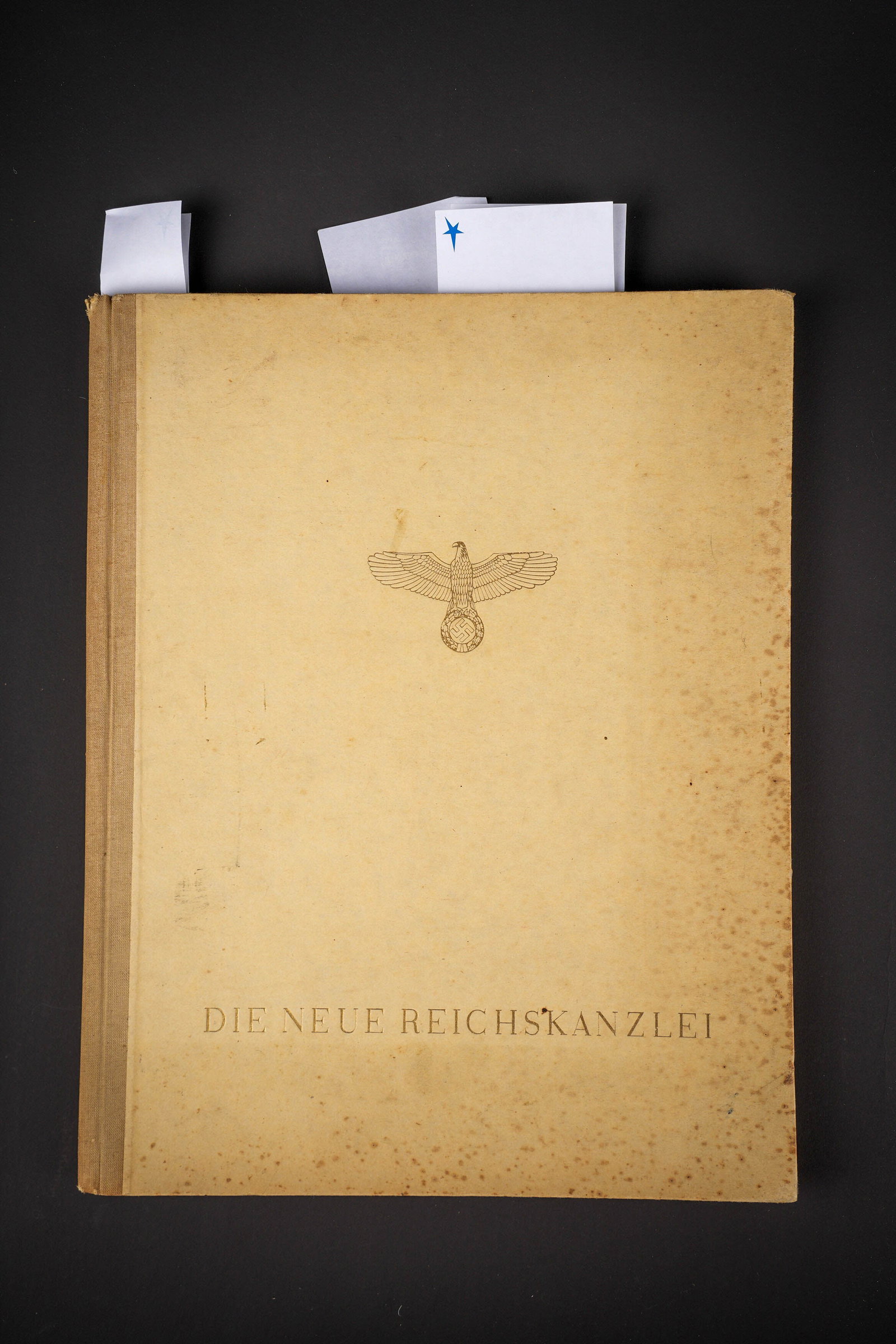 Livre die neue Reichskanzlei - Albert Speer. Albert Speer ? Die neue Reichskanzlei. (1 of 10)