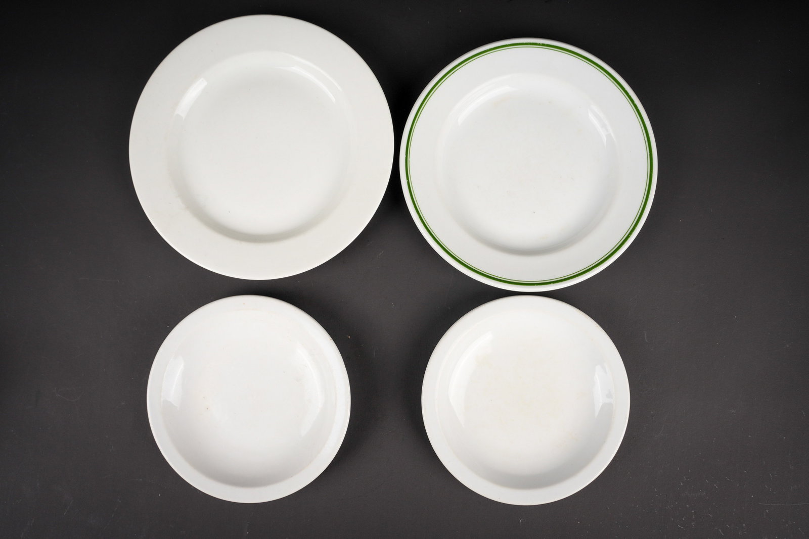 Vaisselle du DAF. DAF tableware. - 2