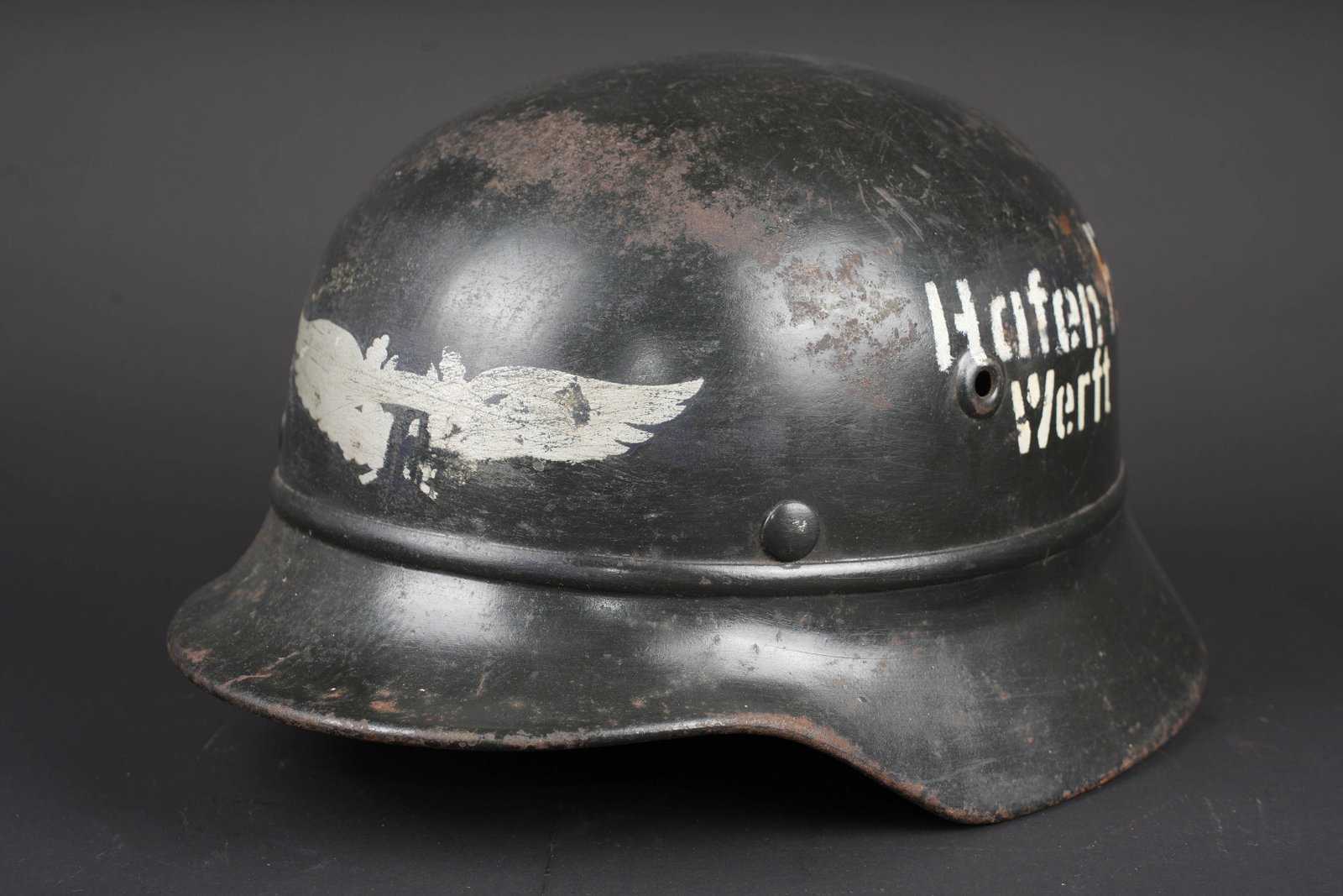 Casque Luftschutz. German Luftschutz helmet. (1 of 10)