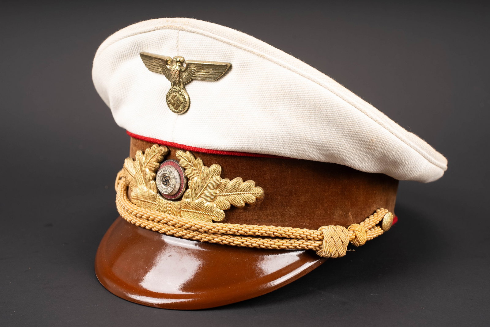 Casquette Politischer Leiter Gauleitung. Political Leader (Gauleitung) visor cap. (1 of 9)